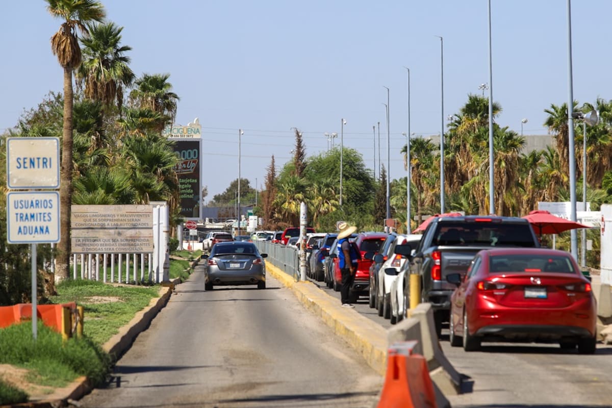 Filas de hasta 1 hora en garita Zona Centro