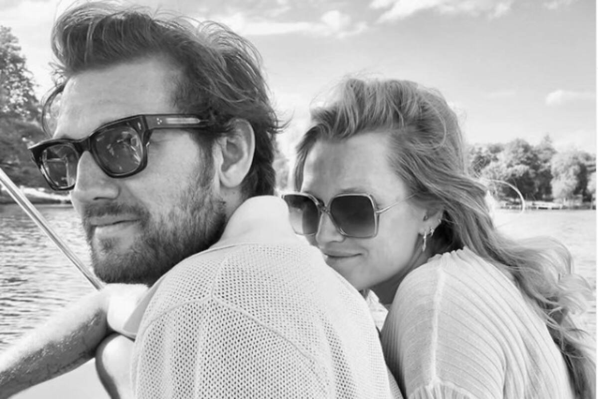 ¡Bienvenida a la familia! Toni Garrn y Alex Pettyfer comparten la primera imagen de su hija