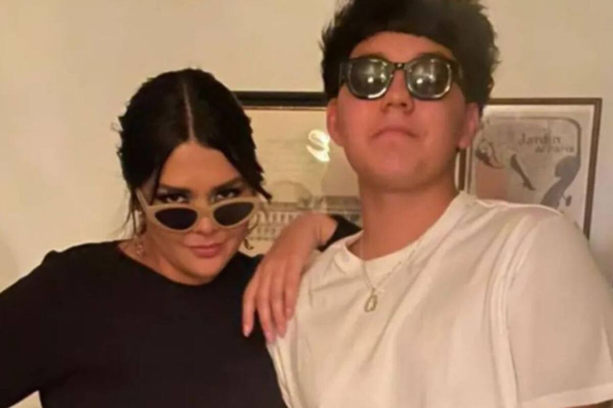 VIDEO: Yuridia protagoniza un emotivo momento al dedicarle una canción a su hijo durante un concierto