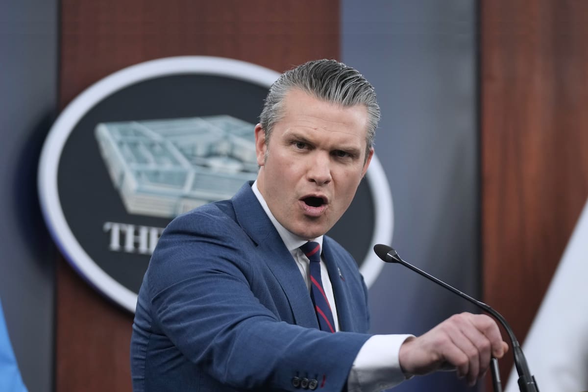 Pete Hegseth compara el rescate de un piloto en Irán con la resurrección de Jesús y lo describe como un “acto divino”