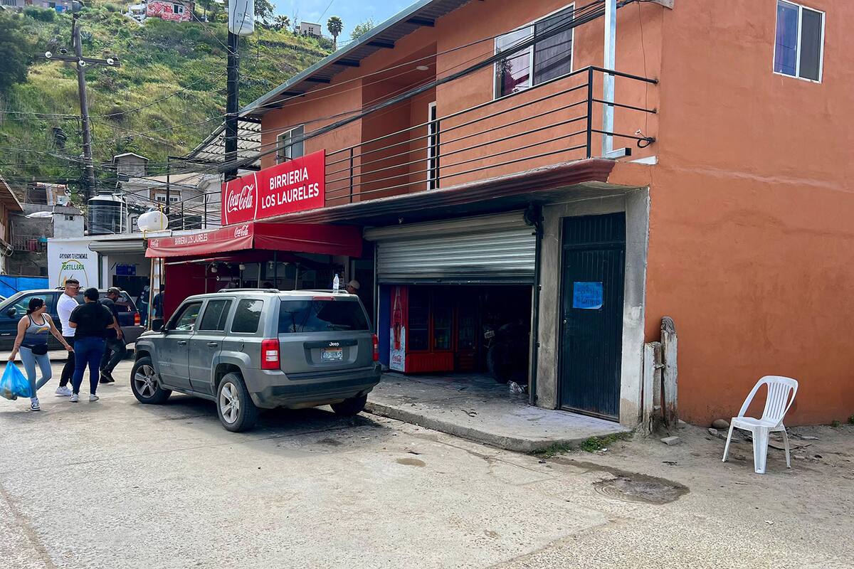 Dan de alta a menor lesionada en incendio provocado en comercio