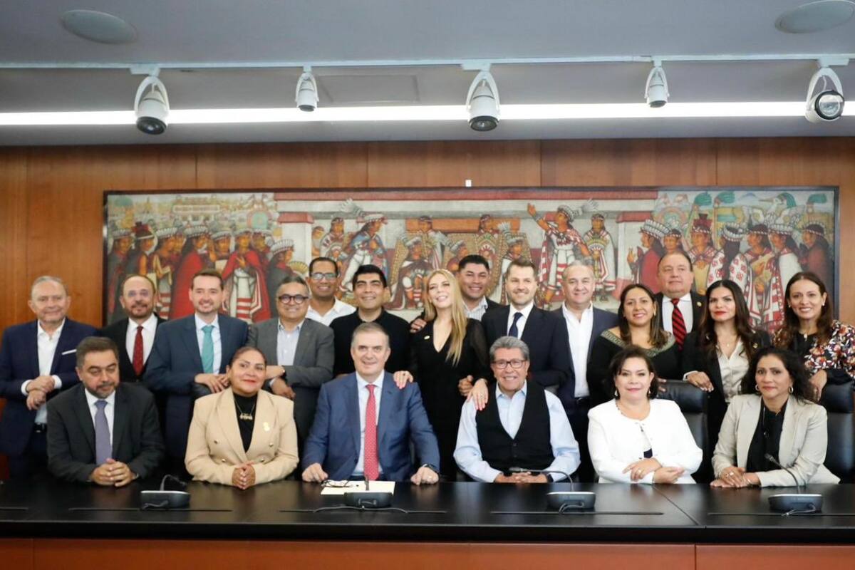 Ebrard y diputados electos se reúnen con Ricardo Monreal