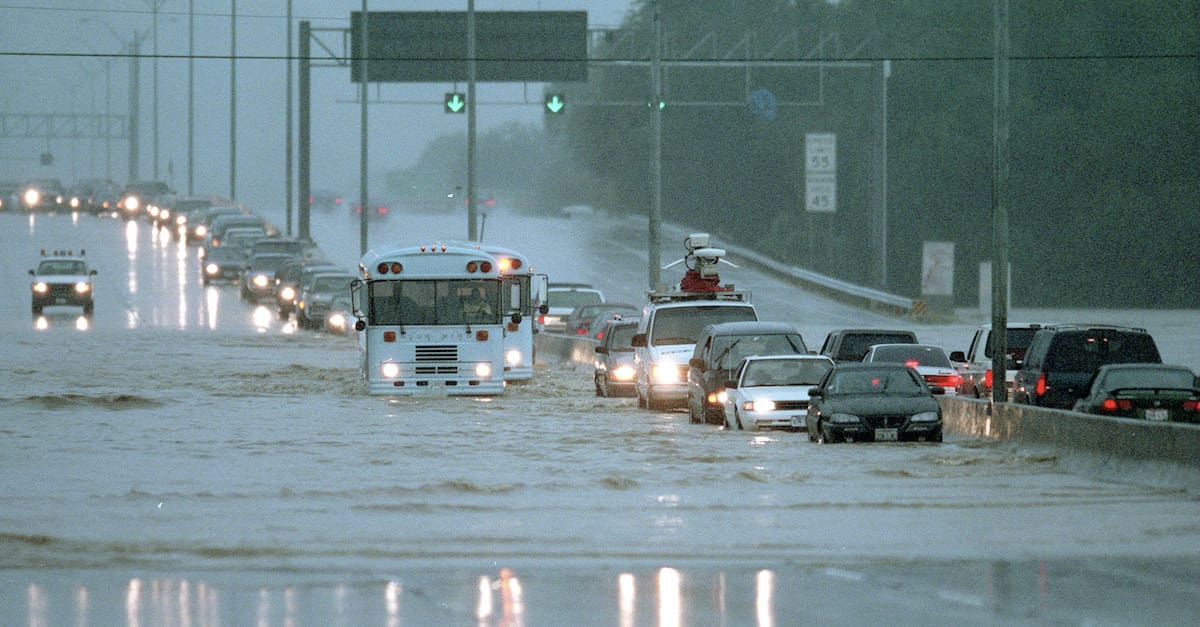 De acuerdo con el SMN, el monzón mexicano que afecta al noroeste del país generará lluvias muy fuertes a puntuales intensas.