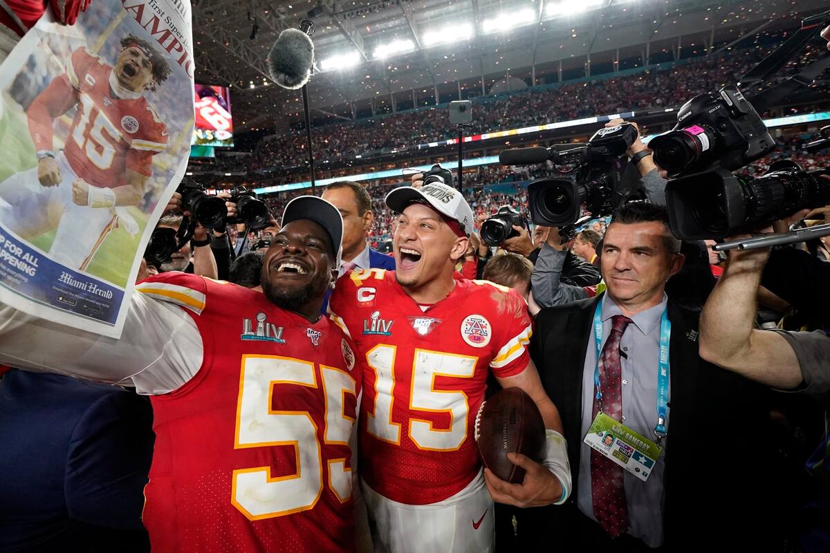 NFL: Jugador de Chiefs de Kansas City es acusado por posesión de armas