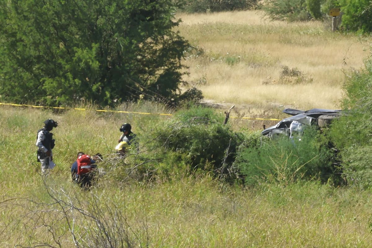 “Hay que tener fe que todo va a estar bien”: Vacaciones de familia de Santa Ana terminan en tragedia tras volcar su vehículo en carretera a Mina Nyco de Hermosillo