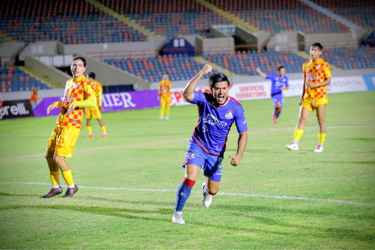 Pierden Cimarrones su invicto en Liga Premier