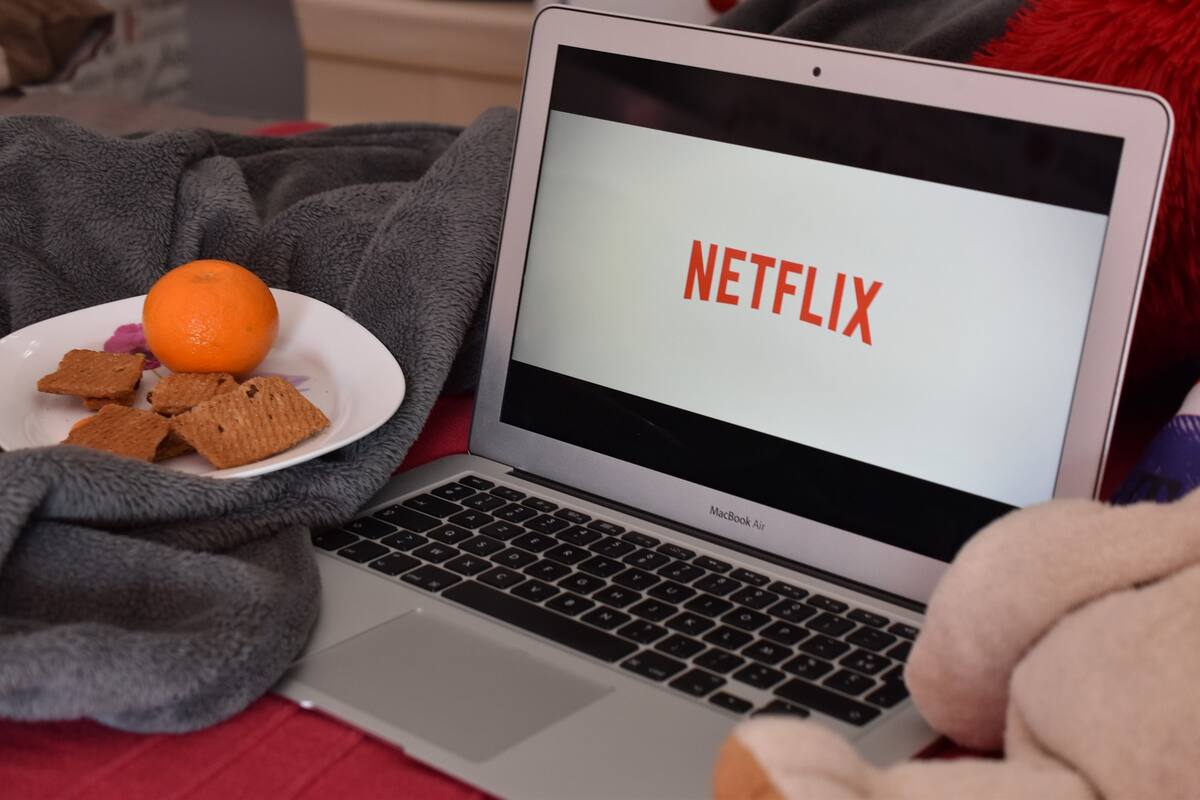 Netflix empieza a enviar mensajes a los que comparten cuenta