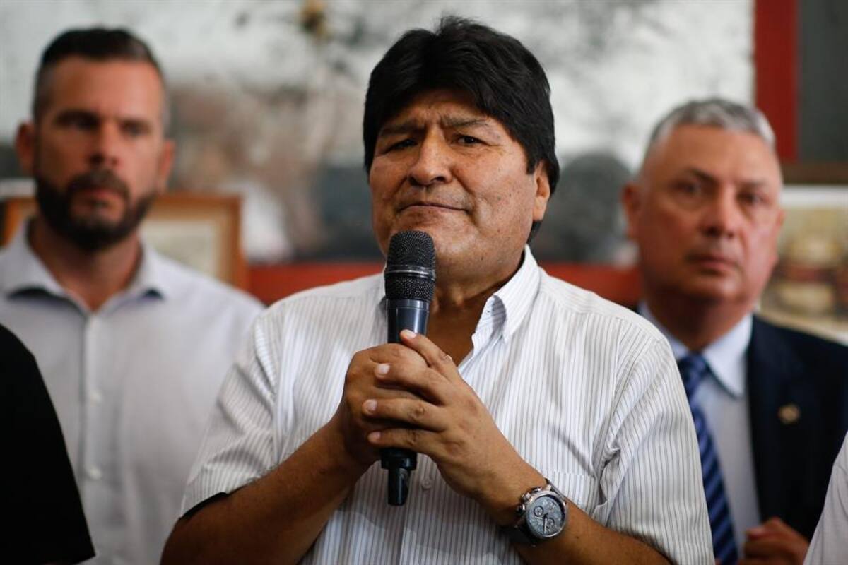 Morales califica como "ilegal" traslado de su exministro ante la justicia