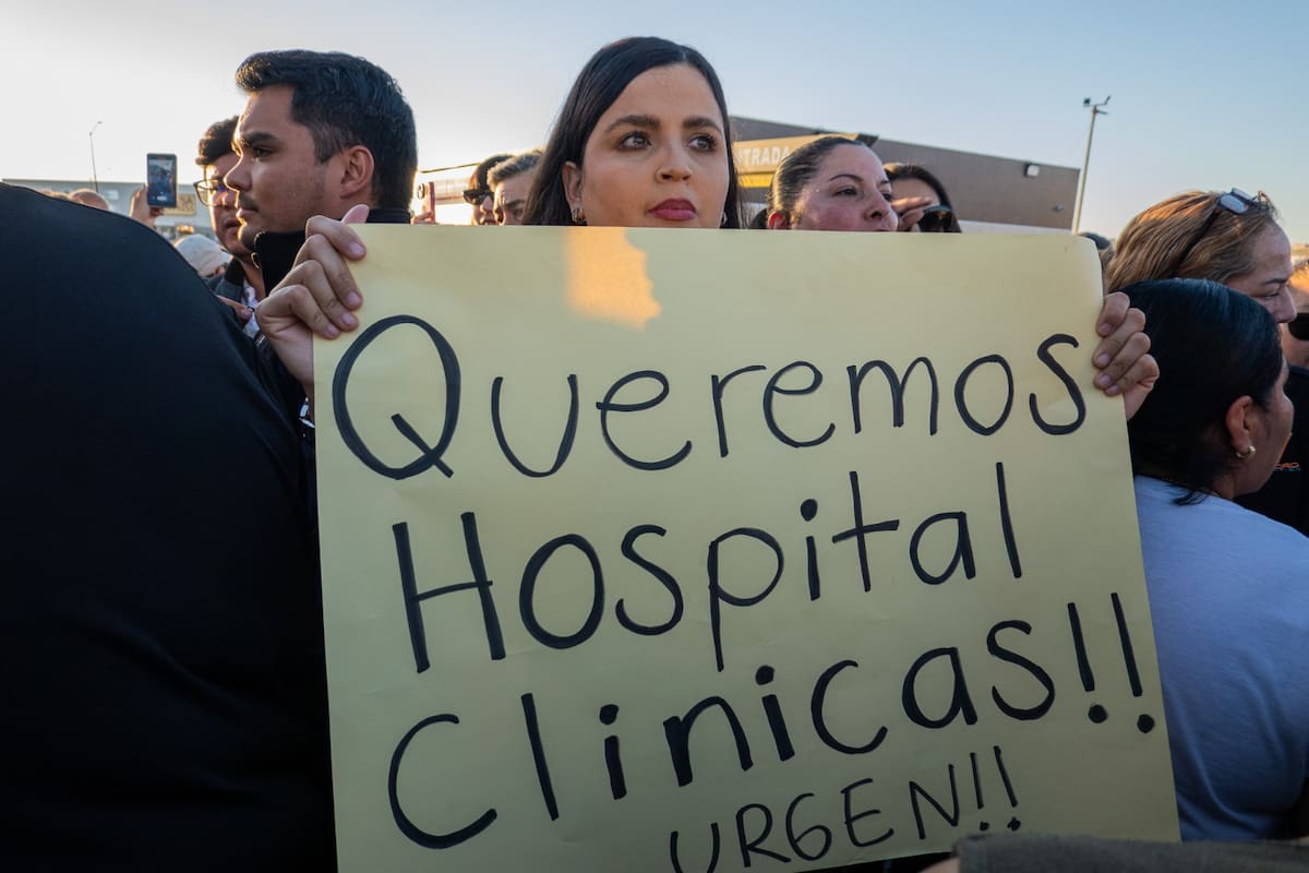 Vecinos de Santa Fe manifestaron su rechazo al panteón municipal número 15, lo que llevó al Ayuntamiento de Tijuana a detener el proyecto. Foto: Border Zoom
