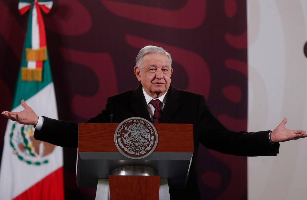 AMLO en una de sus mañaneras /Foto: EFE/Isaac Esquivel.