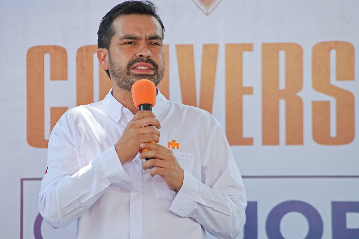 Jorge Álvarez Máynez acusa de “obsoleto” el modelo de la CFE tras apagones en México
