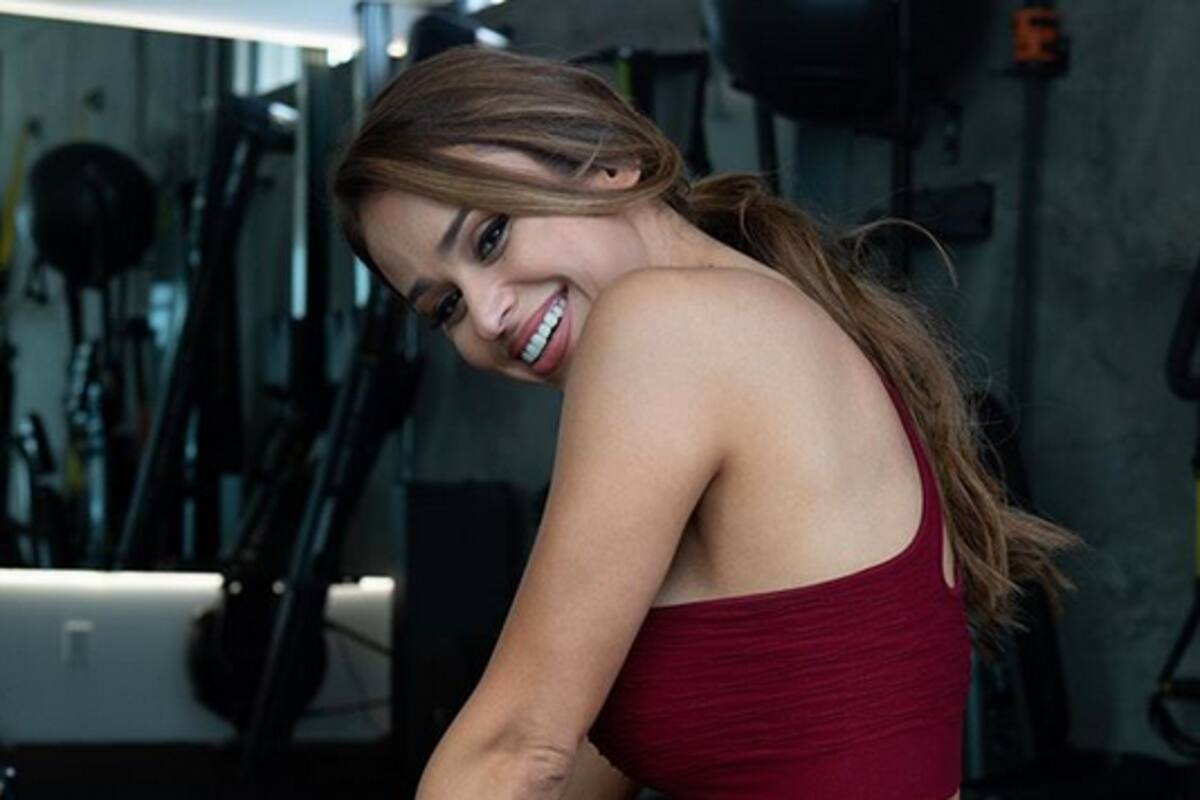 Yanet García presume los resultados de hacer rutinas de pierna y glúteo