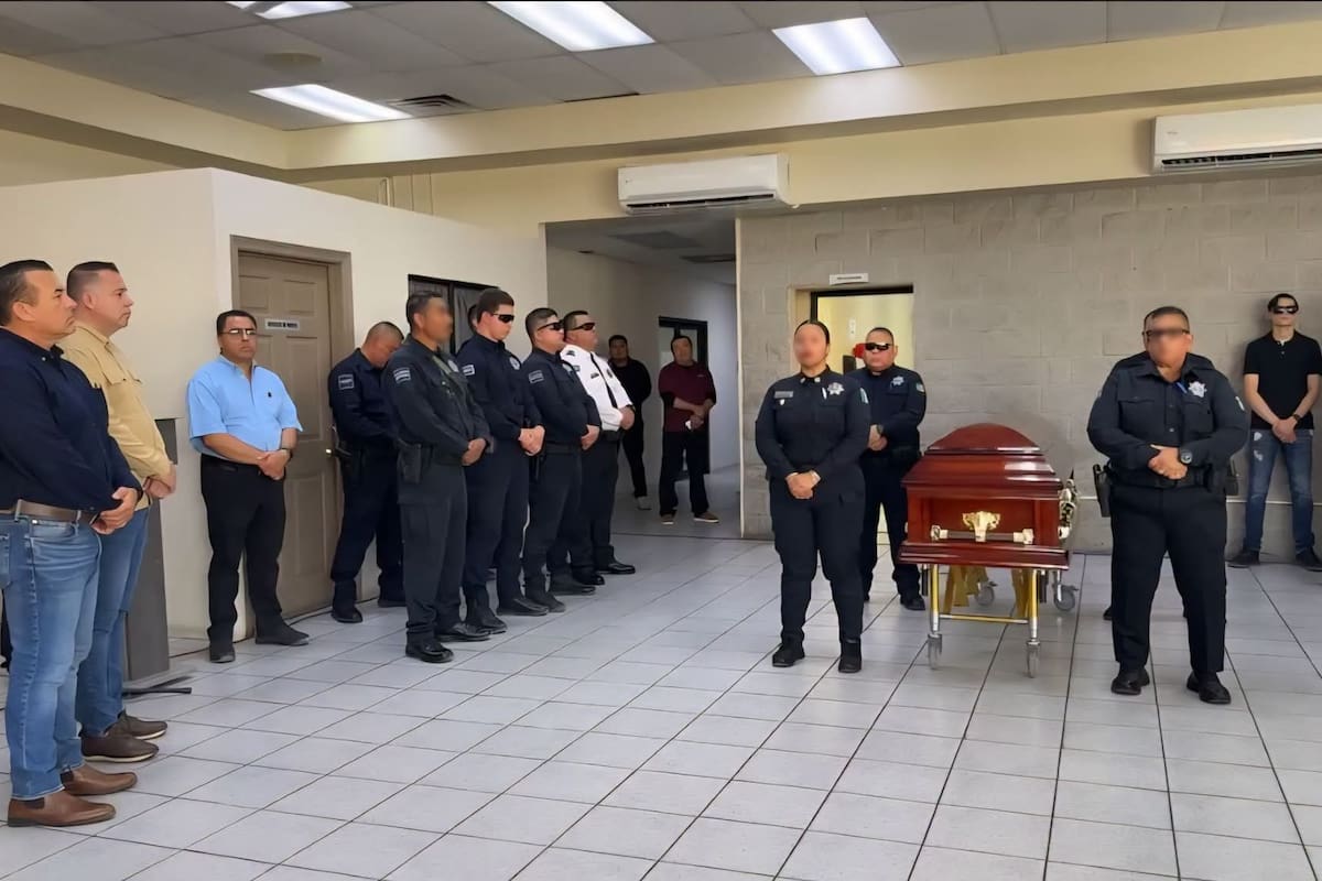Despiden con honores al comandante José Carlos Zamora Orozco en SLRC