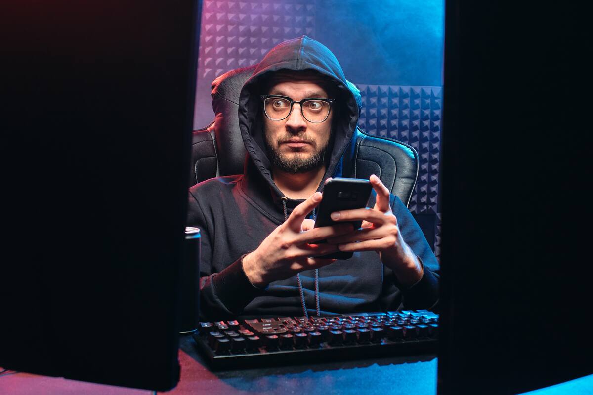 ¿Cómo prevenir estafas por clonación de voz con IA?