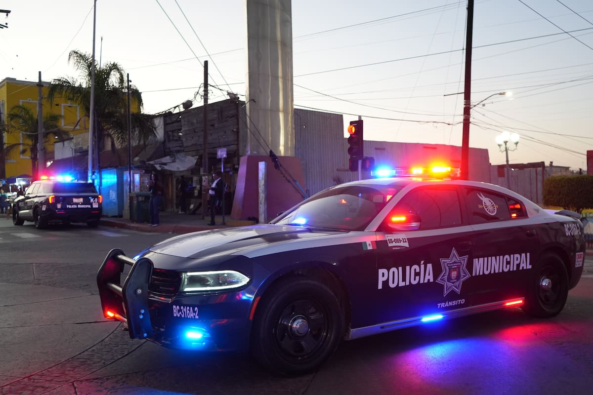 Detiene Policía Municipal a hombre armado en la colonia Emperadores