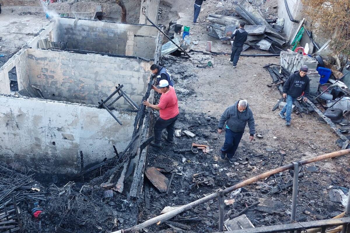 Incendio consume 5 viviendas