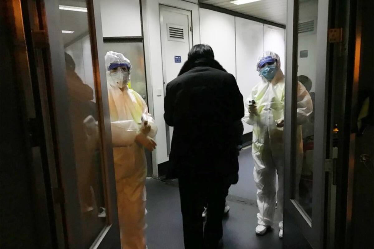 Teóricos de la conspiración dicen que Nostradamus predijo la epidemia de SARS, en medio del nuevo coronavirus chino