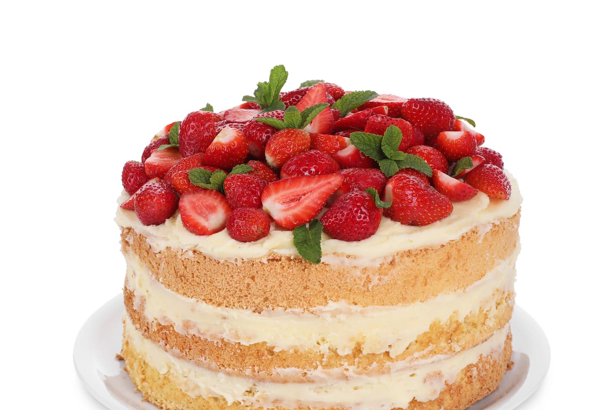 Pastel con frutos rojos
