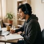 Estudiar en línea: una opción para jóvenes con poco tiempo