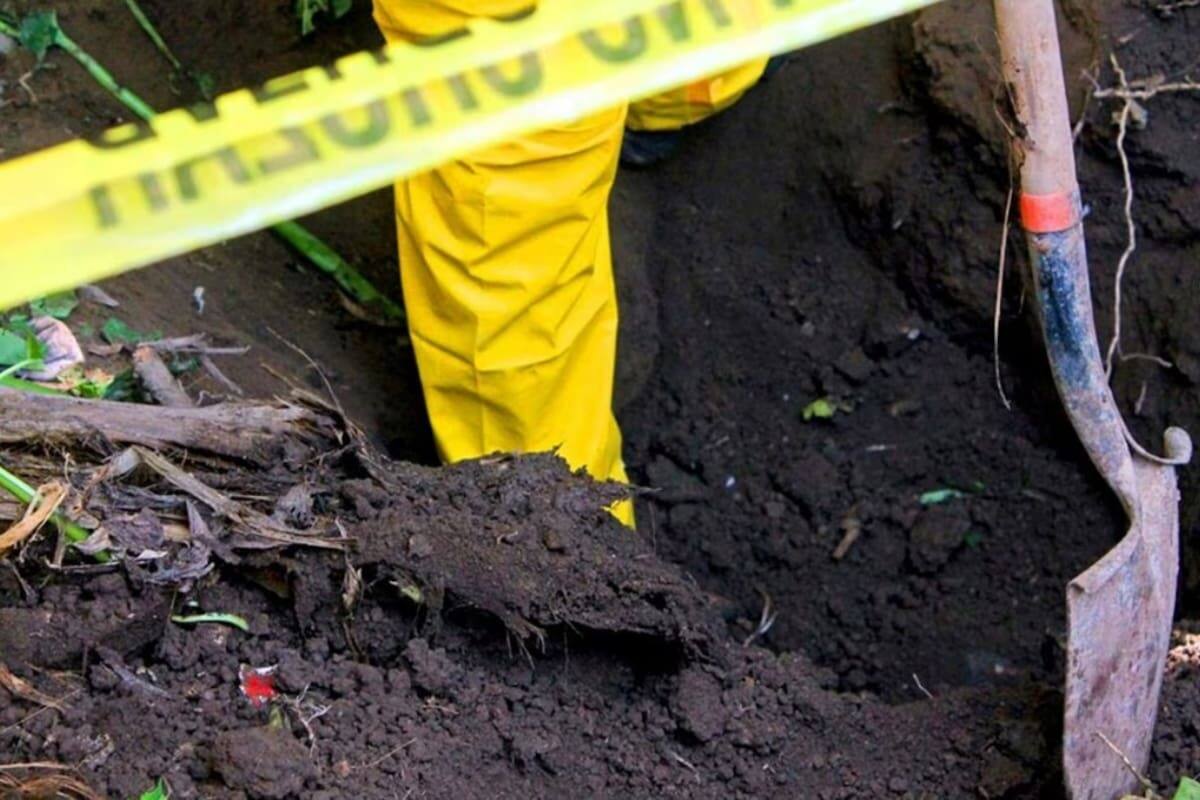 Colectivo localiza 40 fosas clandestinas en Baja California