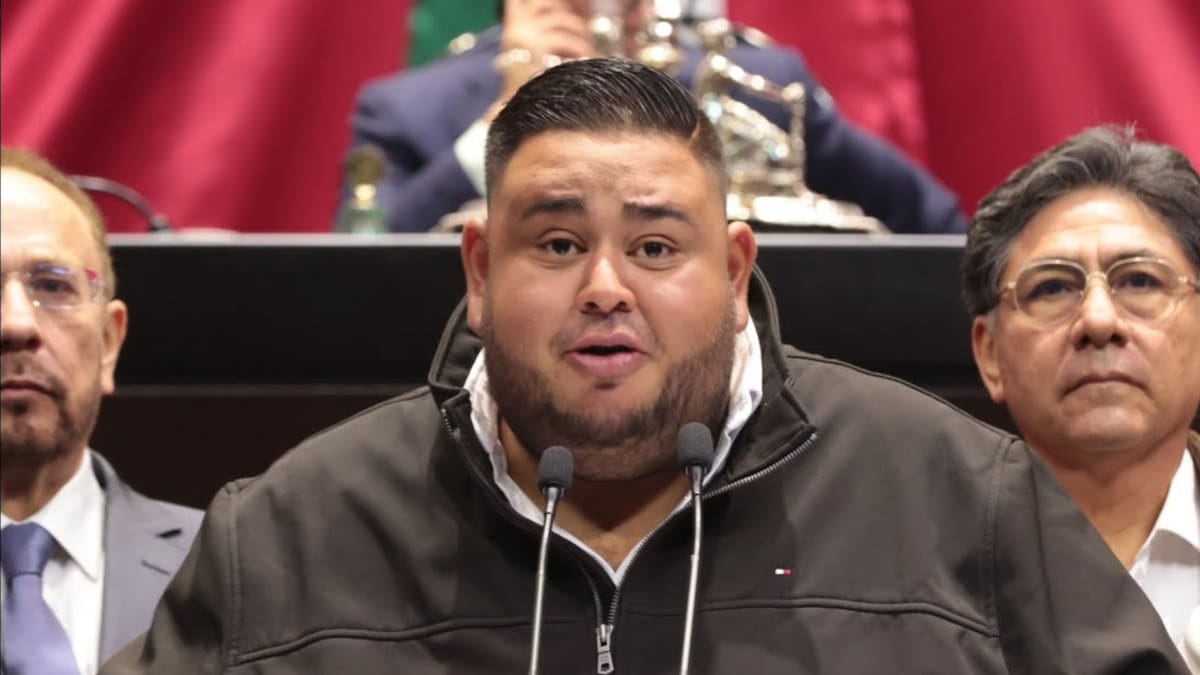 Mientras Morena niega a trabajadores dos días de descanso en la reforma de 40 horas, un diputado de su bancada propone otorgar ocho días adicionales de vacaciones obligatorias a burócratas