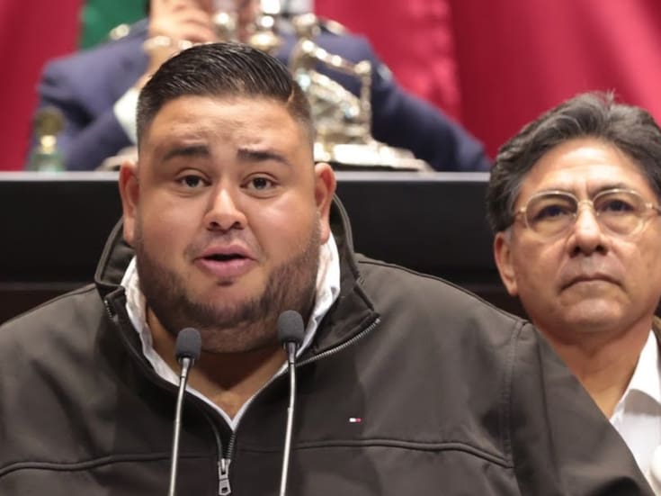 Mientras Morena niega a trabajadores dos días de descanso en la reforma de 40 horas, un diputado de su bancada propone otorgar ocho días adicionales de vacaciones obligatorias a burócratas