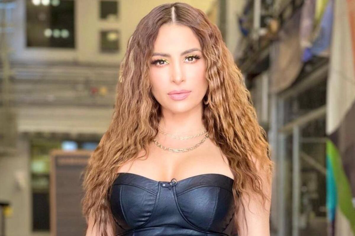 Cynthia Rodríguez aparece bailando con Camilo