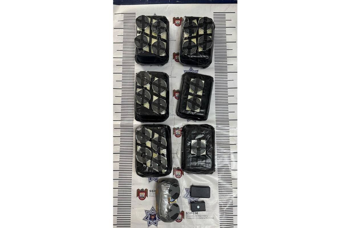 Policía Municipal atiende caso de ‘mula ciega’ y decomisa 6 paquetes con droga