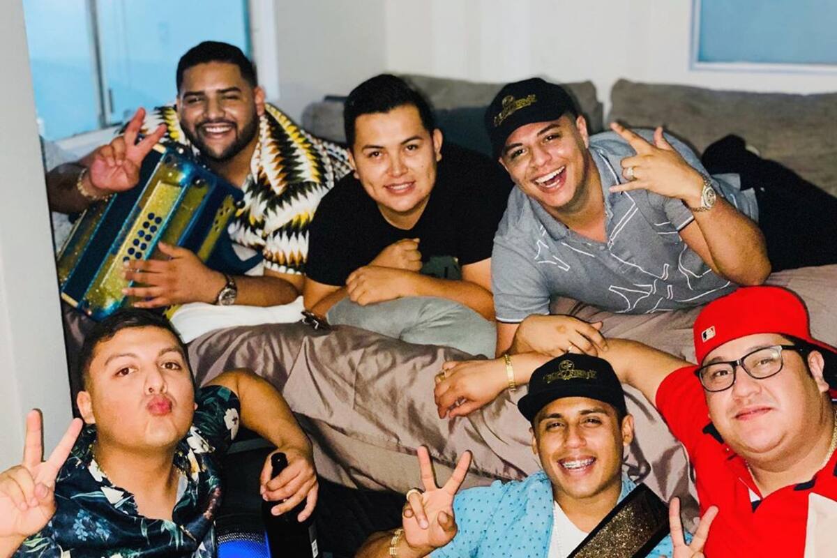 ¡Sold out! Grupo Firme agota entradas a siete meses de su show en vivo