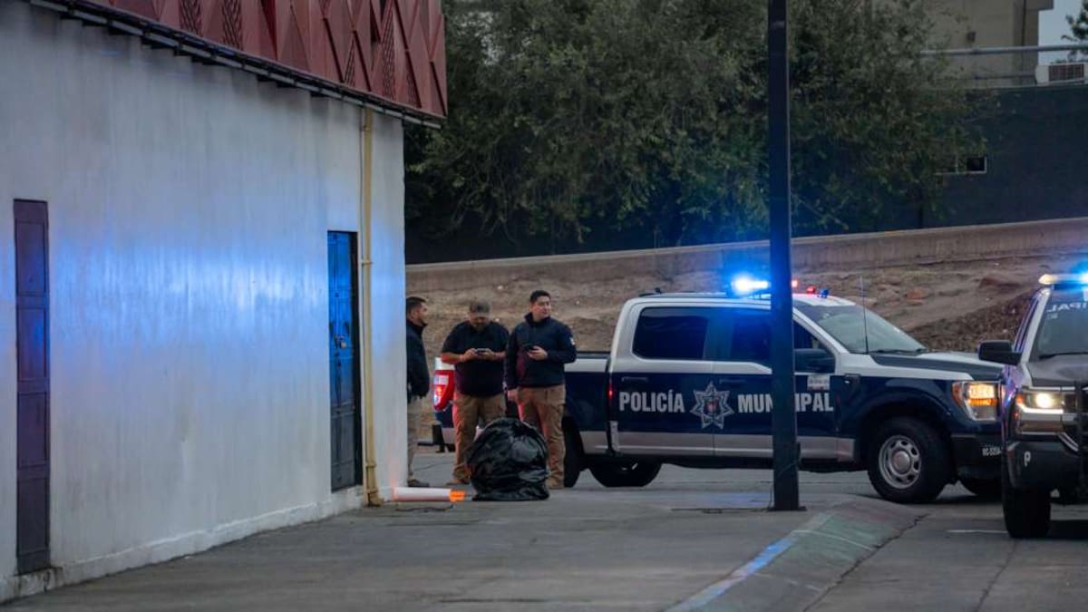 Abandonan restos humanos y amenazas contra cantantes de narcocorridos en Tijuana