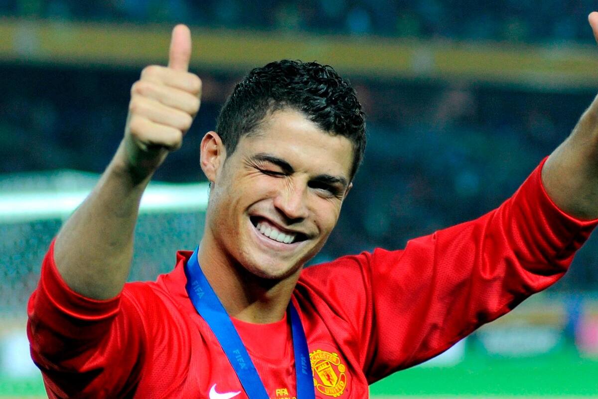 ¿Cuándo debutará Cristiano Ronaldo con Manchester United y contra qué equipo?