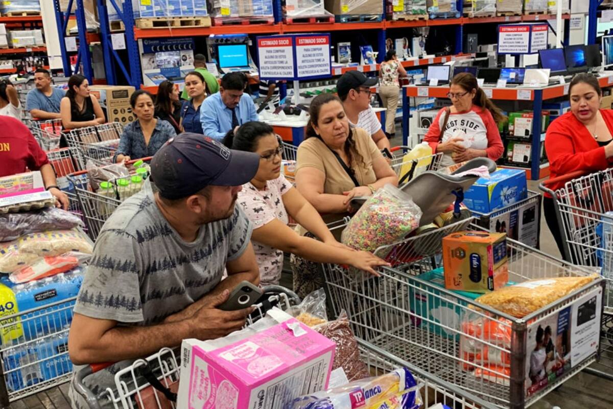 Reportan compras de pánico por tormenta tropical