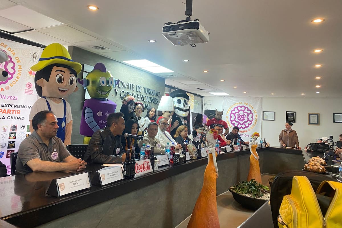 Alistan desfile de Día de Muertos en Tijuana