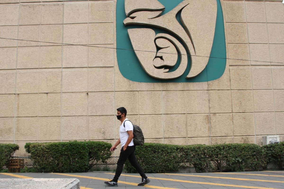 Mejoras salariales a trabajadores del IMSS serán discutidas el 14 de octubre tras jornada de protestas