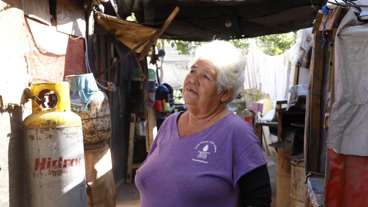 No tienen cómo cubrirse del frío: familia de María Jesús pide cobijas para sobrevivir las noches en la colonia Hacienda Los Alcatraces