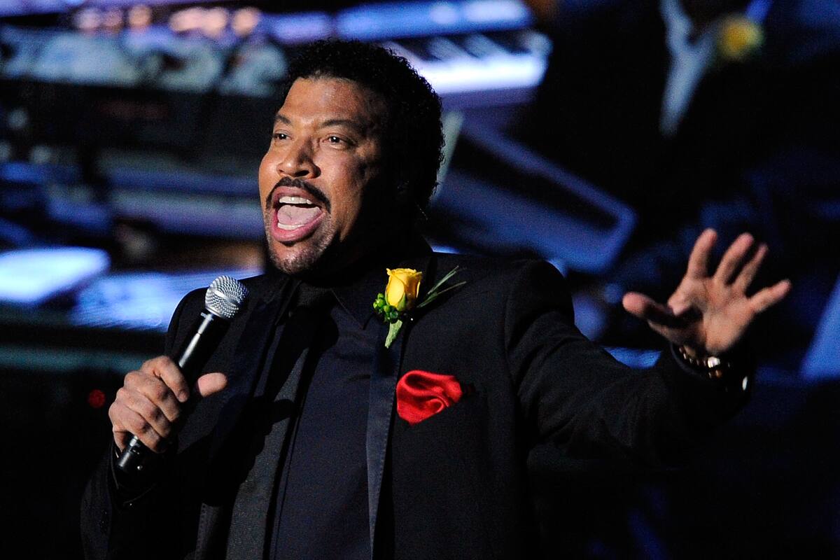 Lionel Richie podría traer de vuelta ''We are the world'' por el COVID-19