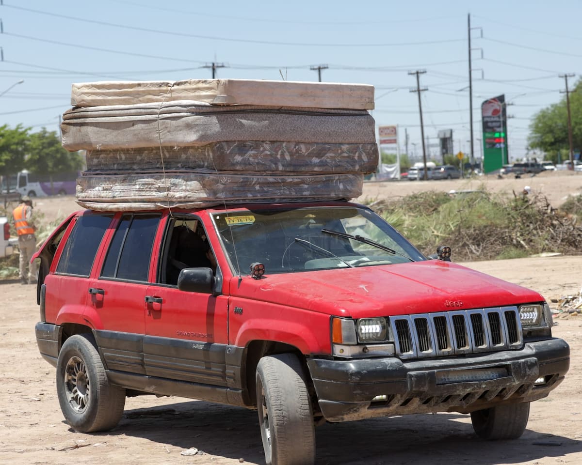 El operativo forma parte de las acciones impulsadas por el Ayuntamiento para fortalecer la limpieza urbana y reducir la acumulación de basura en espacios públicos de la ciudad.│Foto: Javier Gallegos