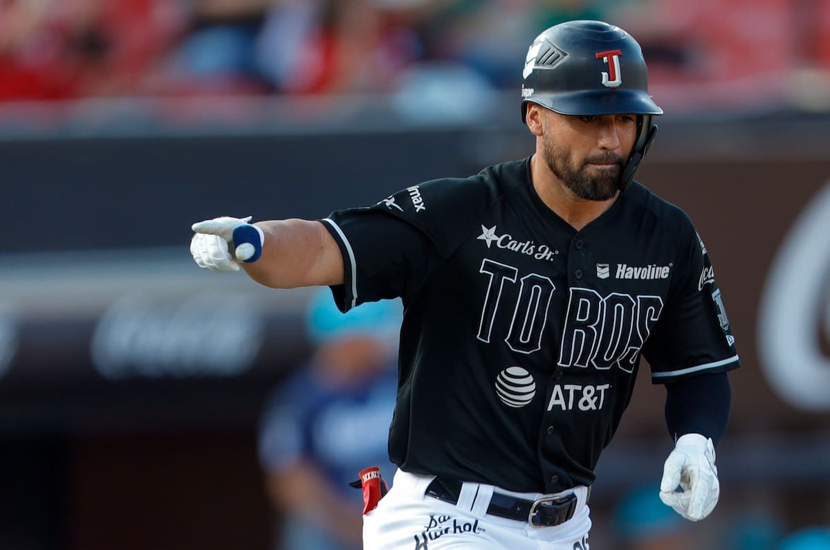 Jack Mayfield está de vuelta con Toros de Tijuana.