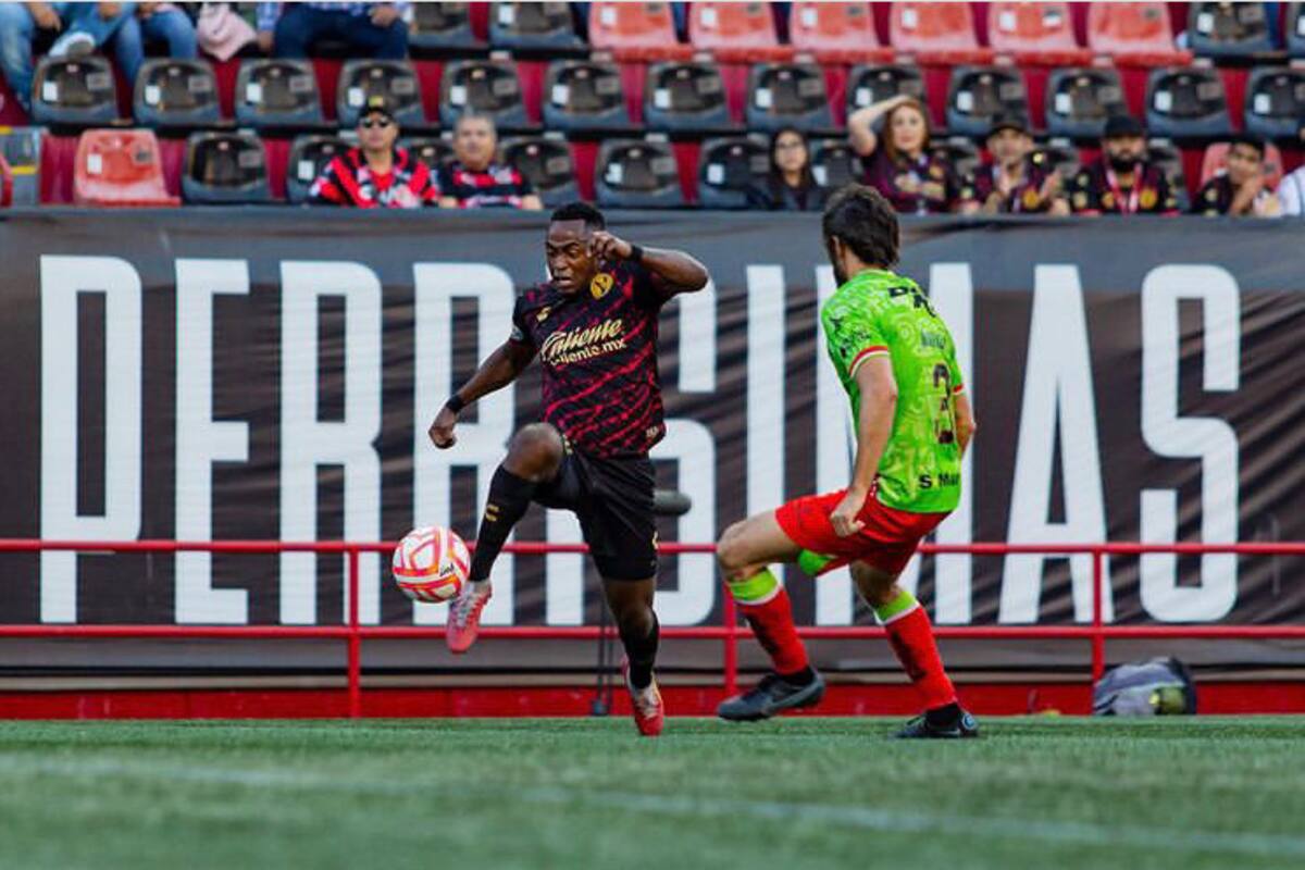 Ni ladran, ni muerden. Xolos pierde su primer juego en casa
