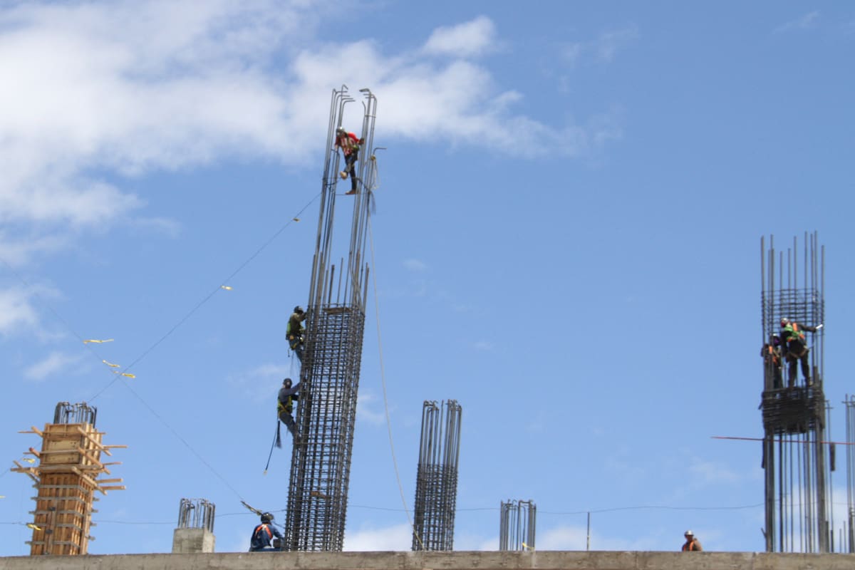 Ayuntamiento busca regular construcciones verticales