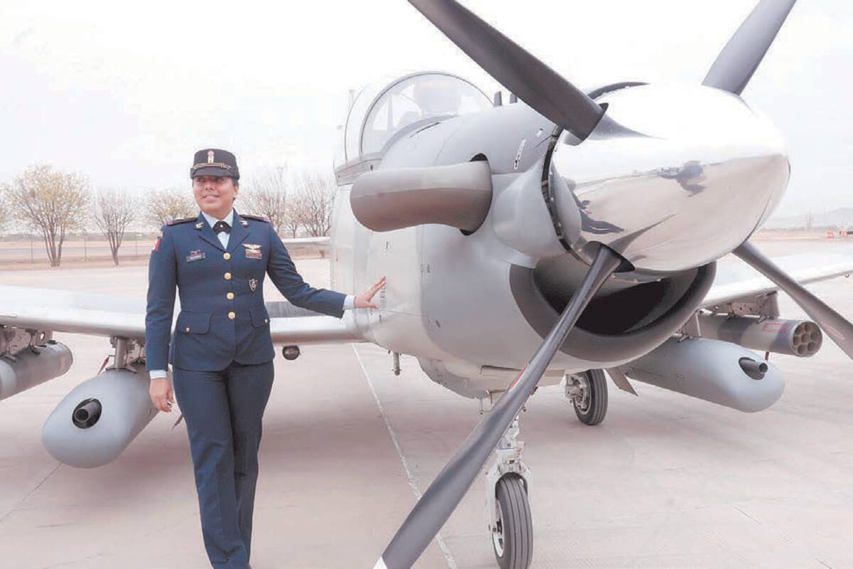 Fuerza Aérea Mexicana: Mónica Iveth cristaliza su sueño de surcar los cielos