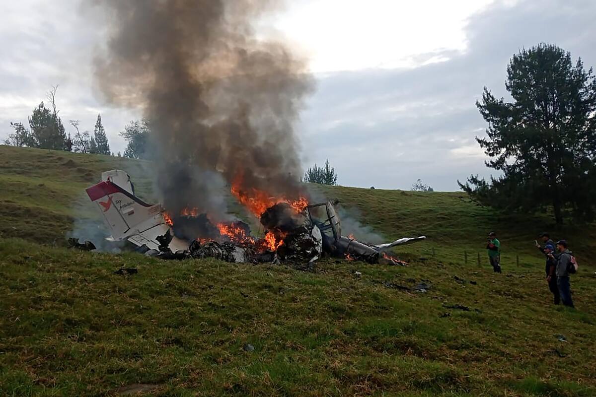 Mueren cuatro personas en accidente de avión ambulancia al Noroeste de Colombia
