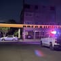 Atacan a mujer a balazos dentro de negocio de maquinitas en Nuevo Hermosillo