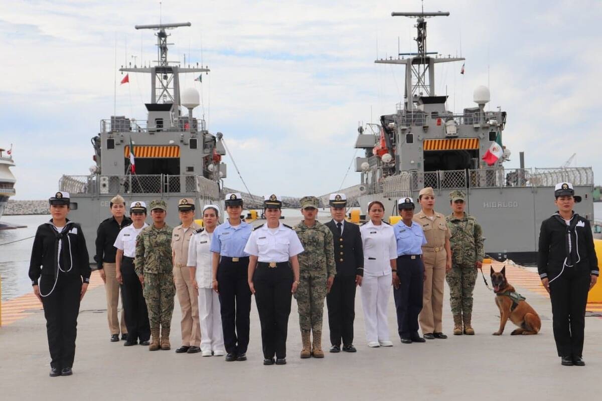 Semar celebra 200 años de la Armada de México con más participación femenina en sus filas