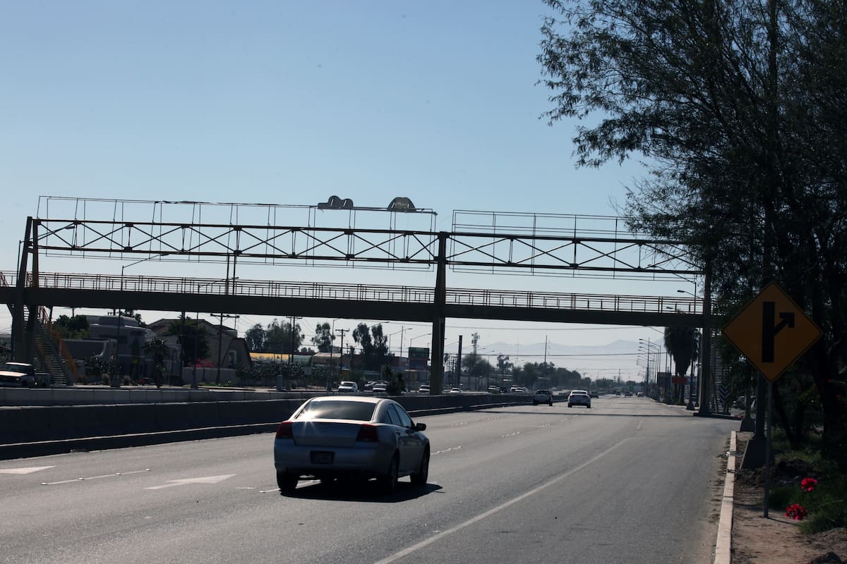 Contemplan rehabilitación de puentes peatonales de Mexicali