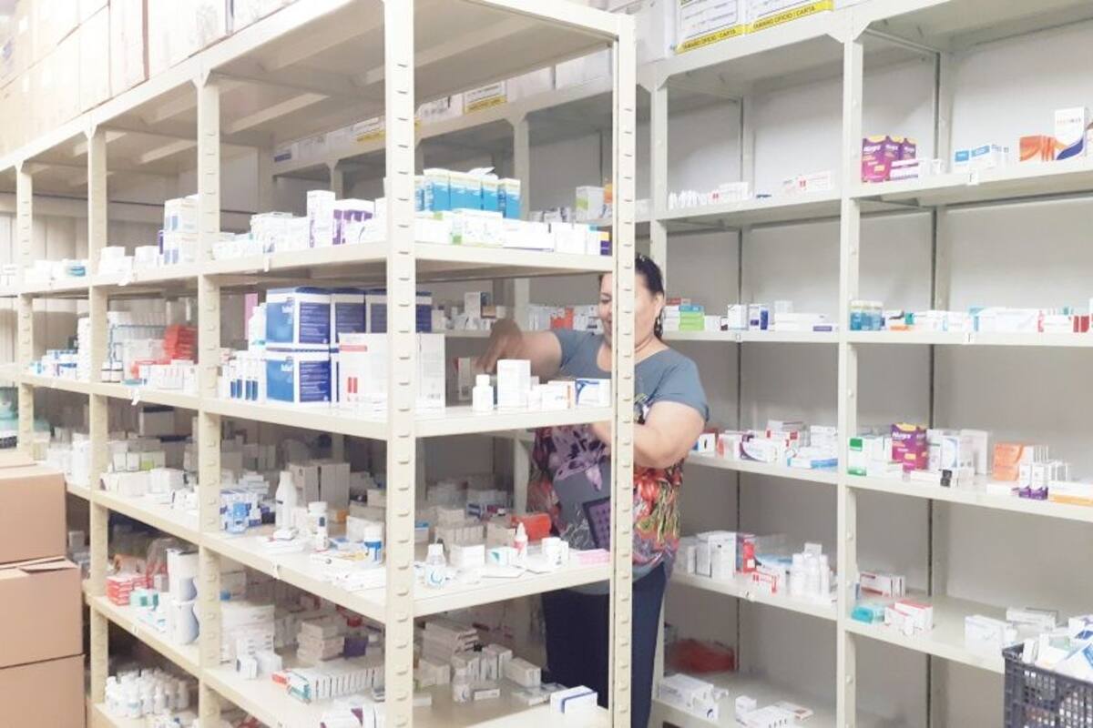 España e India ofrecen medicamentos a México