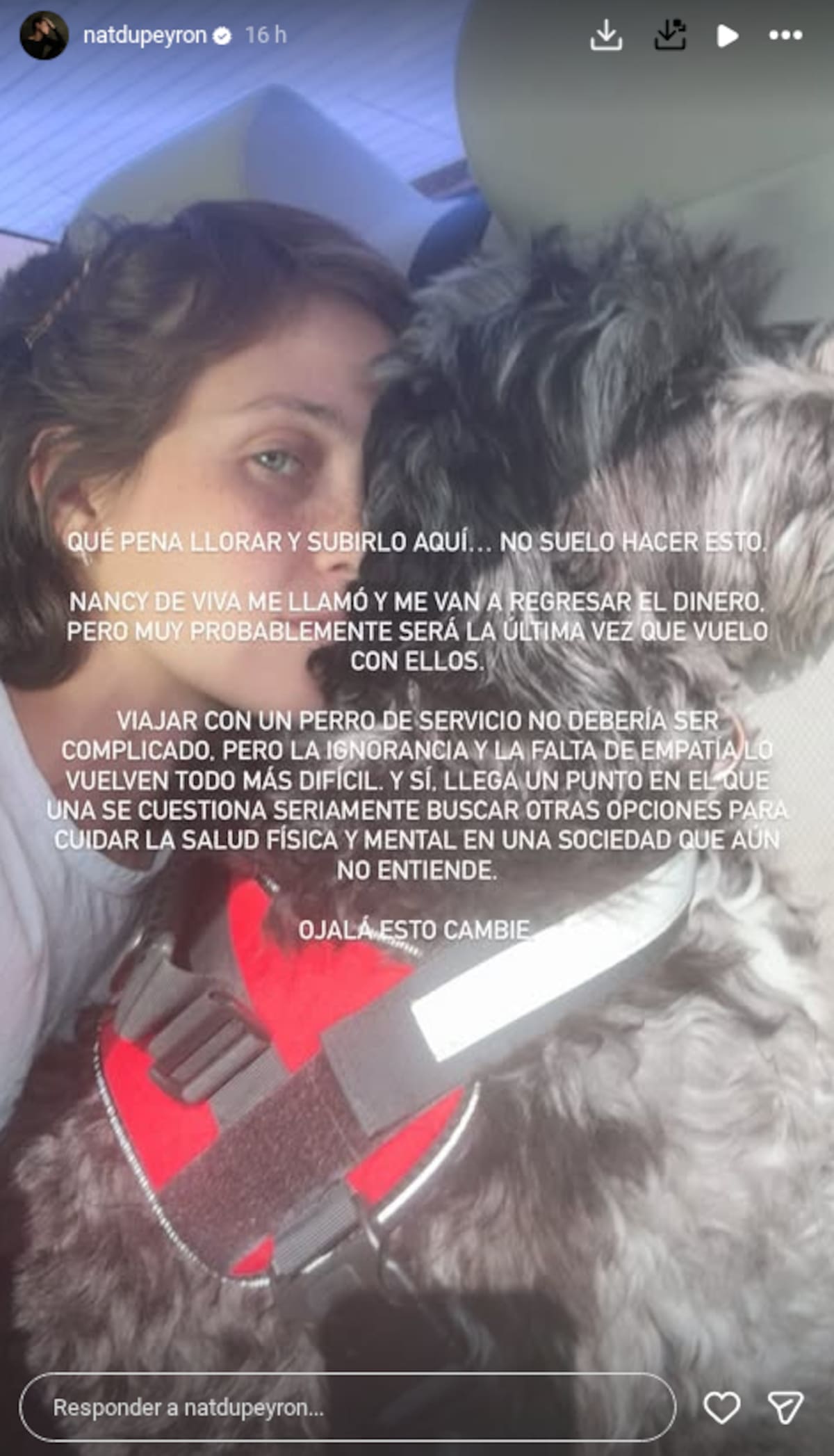 Natasha Dupeyrón acusa discriminación de aerolínea tras impedirle viajar con su perro | Foto: IG (@natdupeyron)