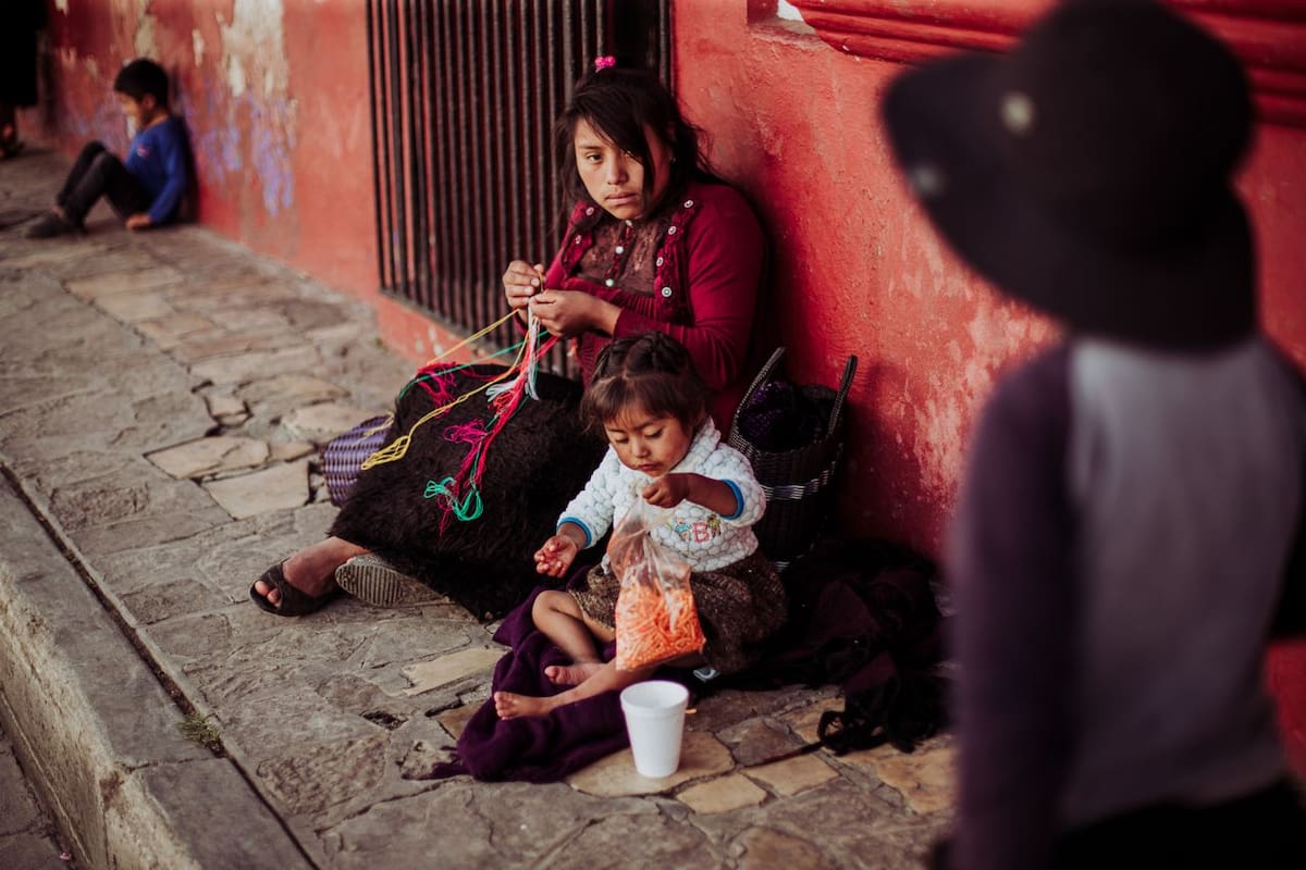 El CEEY concluye que casi 48% de la desigualdad de ingresos en México depende de circunstancias que las personas no pueden controlar, como son el patrimonio familiar, la escolaridad de los padres, la región donde nació cada persona y el género y el tono de piel. | Foto: Pexels