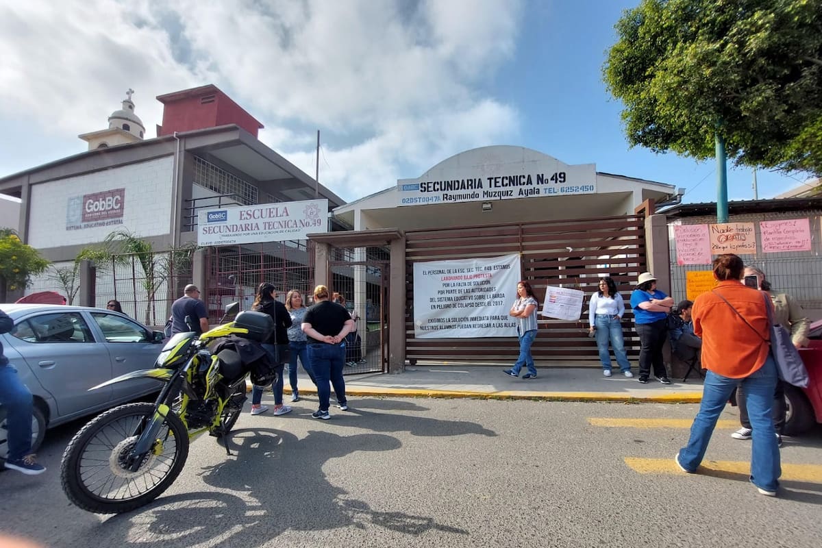 Retoman clases en Secundaria núm. 49 de Tijuana