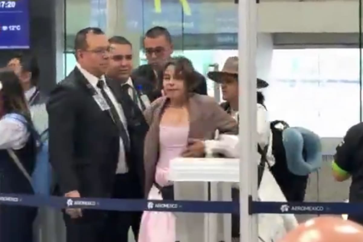 “La berrinchitos”: pasajera causa altercado en el Aeropuerto Internacional de la Ciudad de México tras perder vuelo (VIDEO)